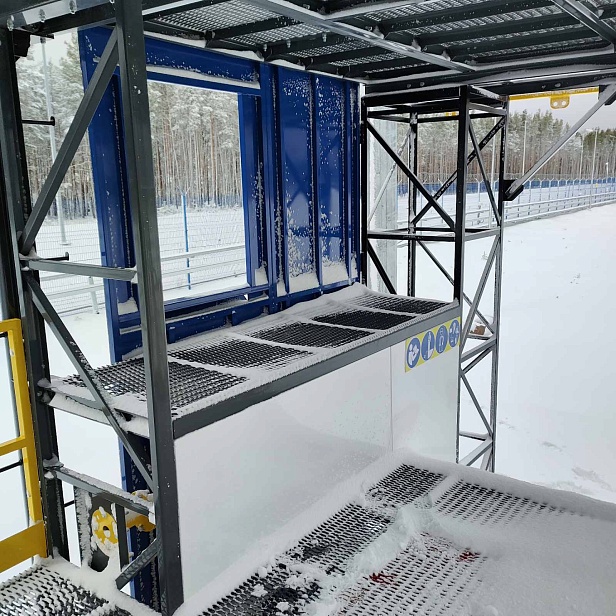 Выборгский район. ПАО "Новатэк" использует учебно-тренировочный полигон "Альпинист 03-06-2"для своих тренировок специалистов